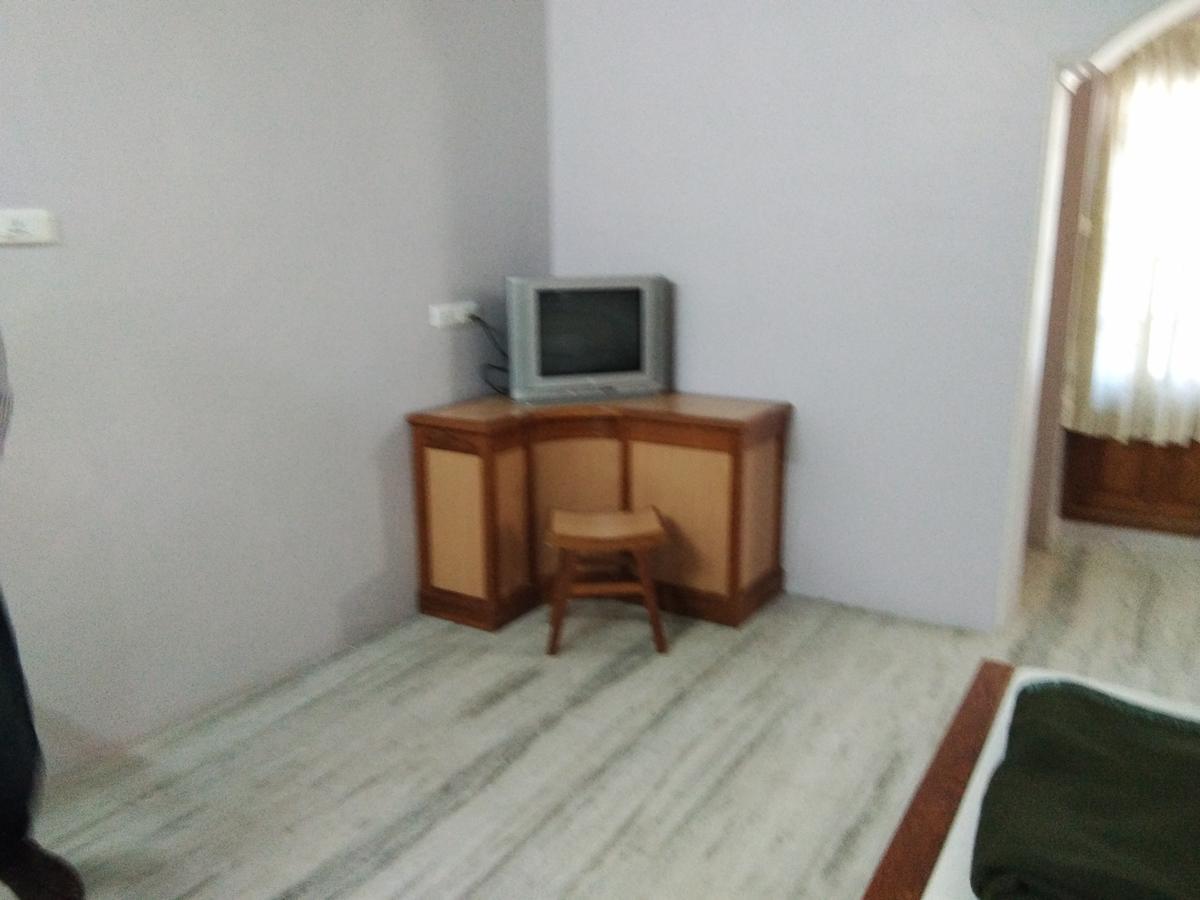Hotel Sivamurugan Kanyakumari Buitenkant foto